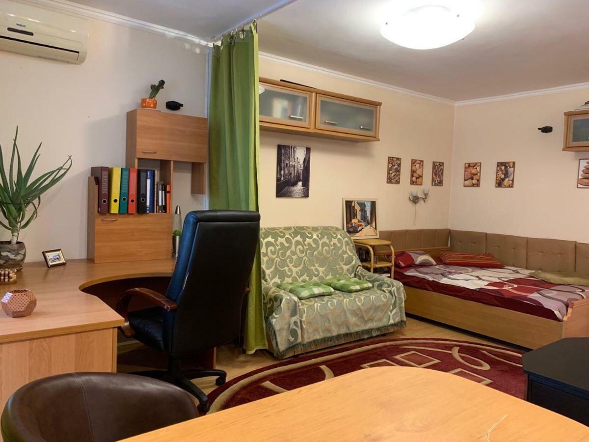 Iq-Room Black Sea Studio Apartment Odessa Ua מראה חיצוני תמונה
